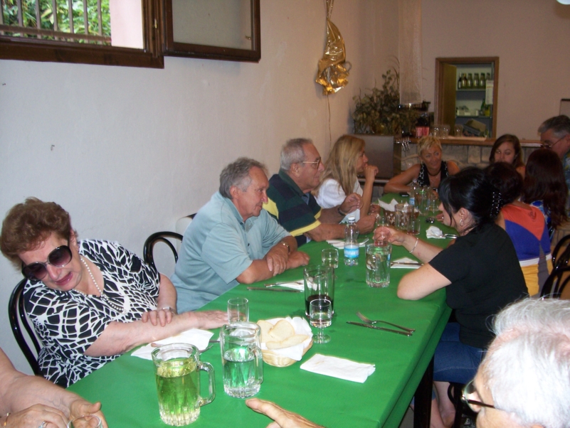  Image name: Estate207.jpg 
 width: 801 pixel 
 height: 602 pixel 
 Size: 384696 bytes 
 Click to enlarge 